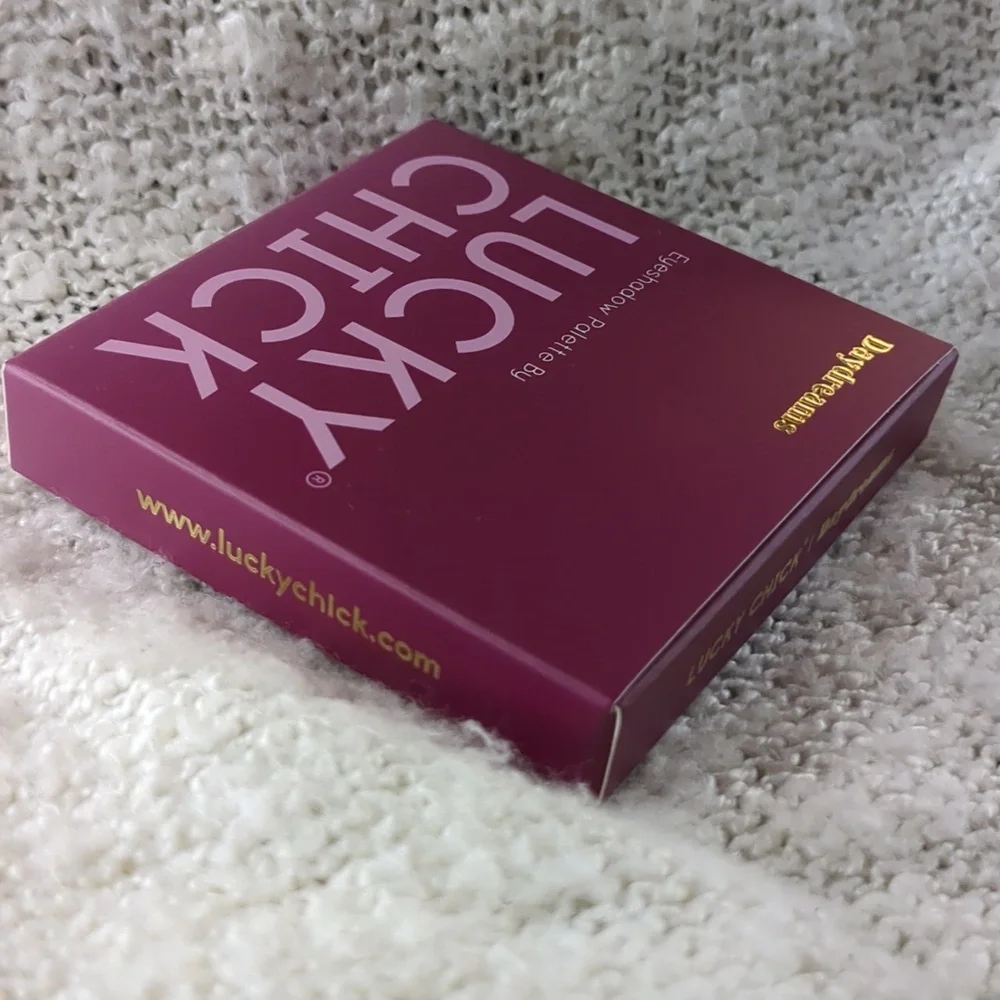 LUCKY CHICK Eyeshadow Palette in Daydreams, 6g/0.21oz